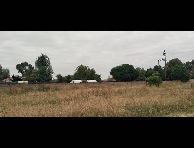 1,005M² VACANT LAND FOR SALE IN RIVERSDALE